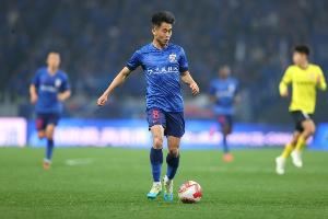 东体：时隔七个月之后，戴伟浚本周二重新回到申花队中