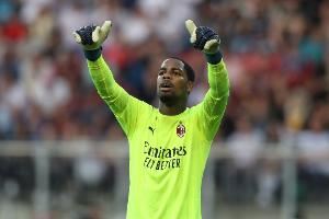 齐达内：迈尼昂是出色的门将，如果他加盟尤文我不会感到惊讶